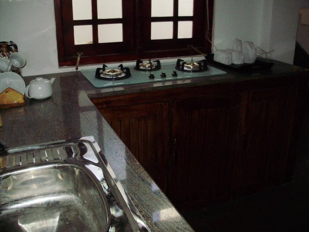 Oak Residencies Villa Kiribathgoda Rum bild